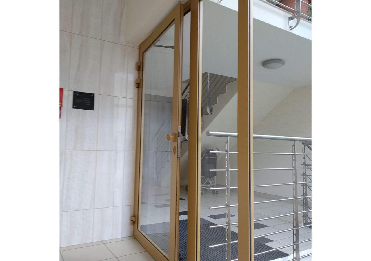 Sunny Penthouse With Roof Gardens Overlooking The Warsaw Palace Of Culture بروشكوف المظهر الخارجي الصورة